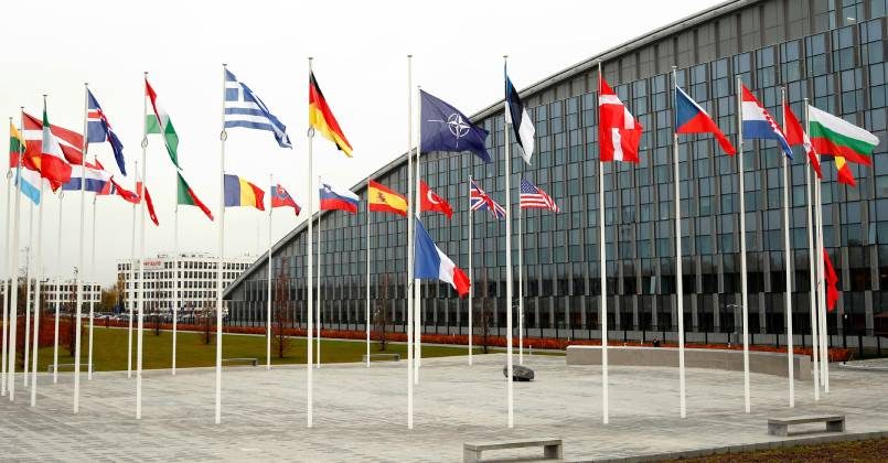 Страны НАТО приостанавливают свое участие в Договоре об обычных вооруженных силах в Европе