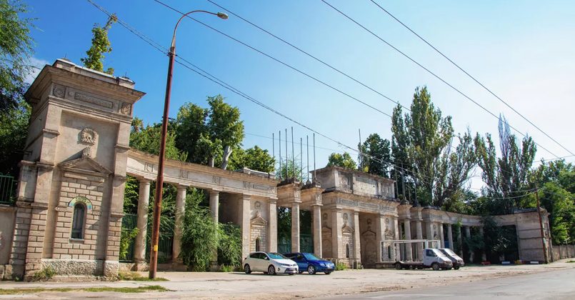 Территория бывшего стадиона в центре Кишинева передана для строительства нового здания посольства США