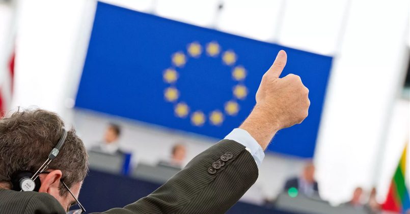 Литовские евродепутаты отказываются публично отчитываться о расходах