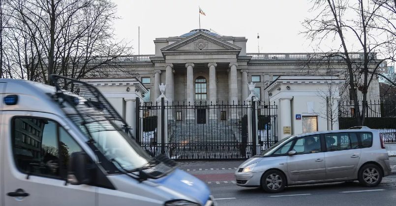 Посольство России направило в МИД Польши ноту из-за захвата дипсобственности
