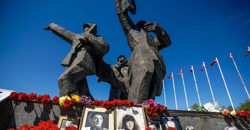 Мэр Риги запустил процесс сноса памятника воинам-освободителям