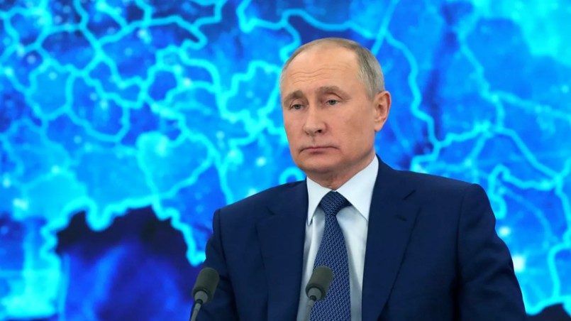 Путин поручил выработать меры по репатриации депортированных россиян