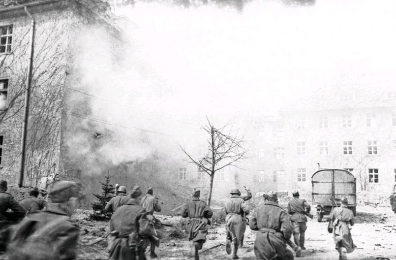Немцы считали, что советские войска не смогут взять Кёнигсберг. В итоге на штурм города ушел 81 час