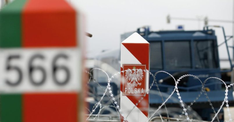 Польша рассматривает возможность закрыть границу с Беларусью