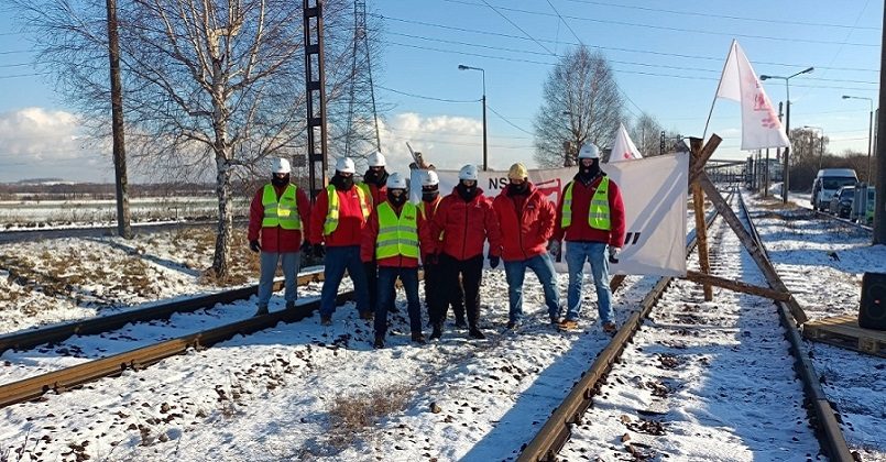 В Польше шахтеры в знак протеста перекрыли поставки угля на электростанции