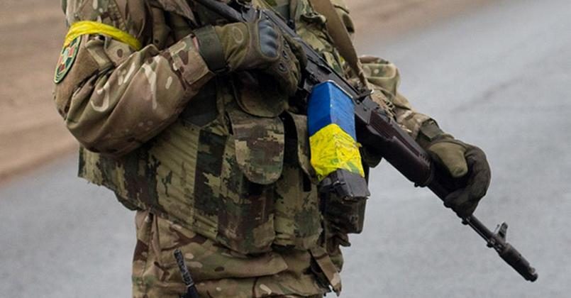 Украинские националисты расстреляли бежавшего в Россию военнослужащего ВСУ