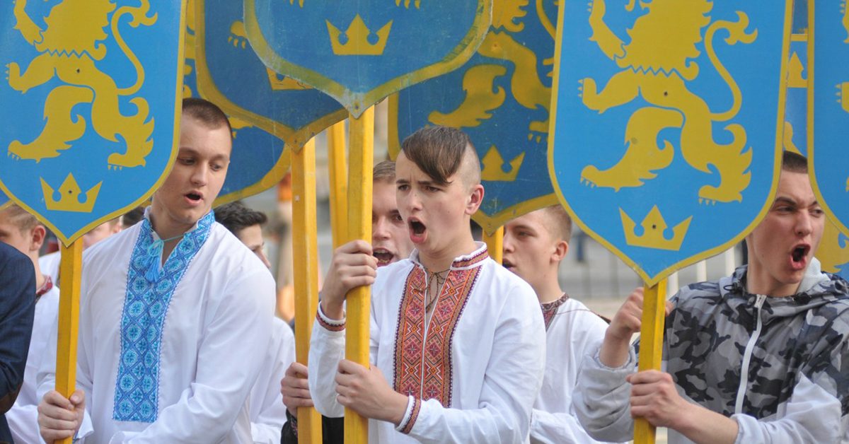 Декоммунизация Украины отравилась собственным ядом