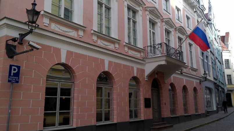 В посольстве РФ в Эстонии назвали высылку дипломата недружественной и безосновательной акцией