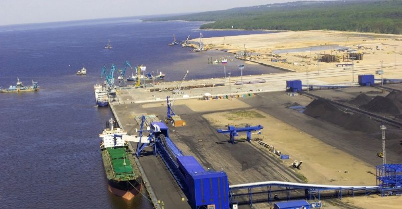 Беларусь существенно увеличивает экспорт нефтепродуктов через российские порты