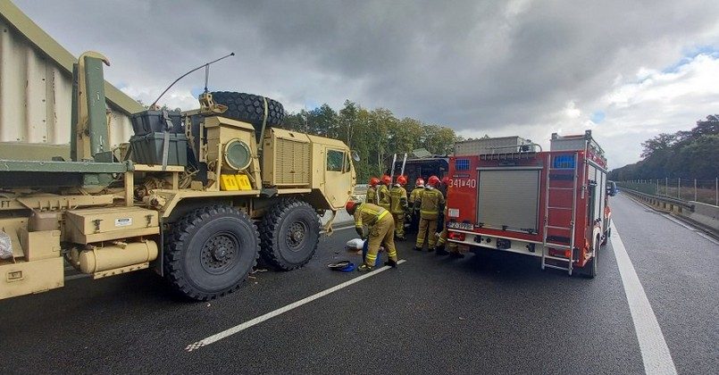 В Польше американский военный грузовик устроил ДТП с пострадавшими