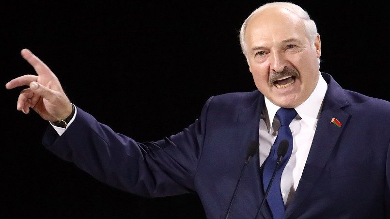 «Мерзавцы!»: Лукашенко отреагировал на введение нового пакета санкций ЕС против Беларуси