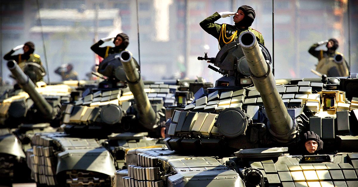 «Численность вооруженных сил Беларуси достаточна с учетом союза с Россией»