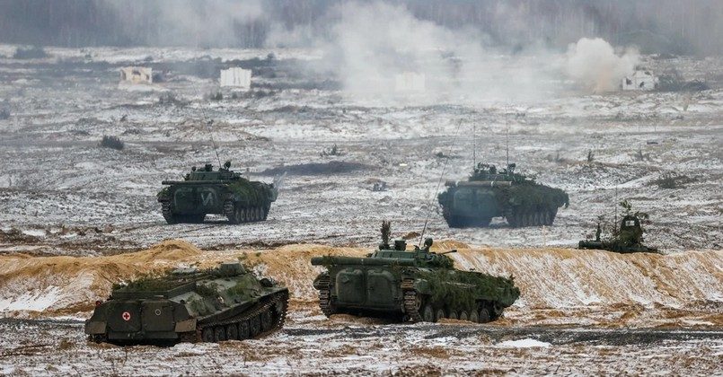 Беларусь и Россия продолжат проверку сил реагирования из-за обострения в Донбассе