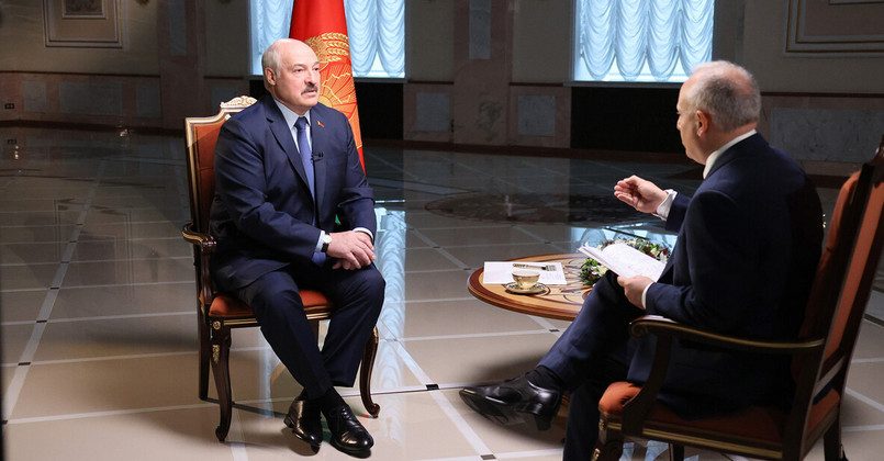 Лукашенко пообещал ликвидировать оставшиеся финансируемые Западом НПО