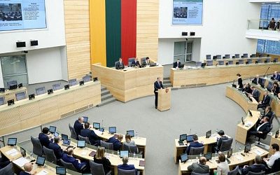 В Сейме Литвы приостановили обсуждение проекта закона о двойном гражданстве