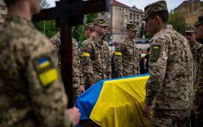 Загнали себя в ловушку: украинские военные несут большие потери на курском направлении