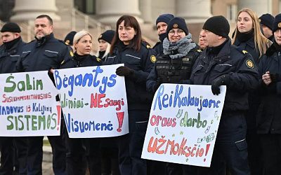 В Вильнюсе прошел митинг работников тюрем