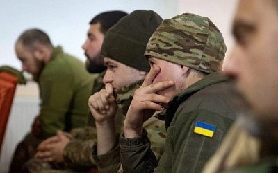 На западе Украины военкомы забрали актеров по дороге на спектакль
