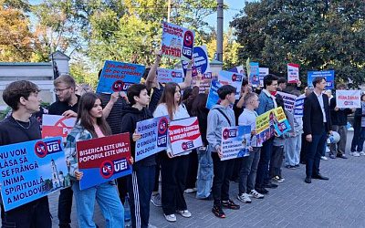 В Молдове прошел митинг в защиту Молдавской православной церкви